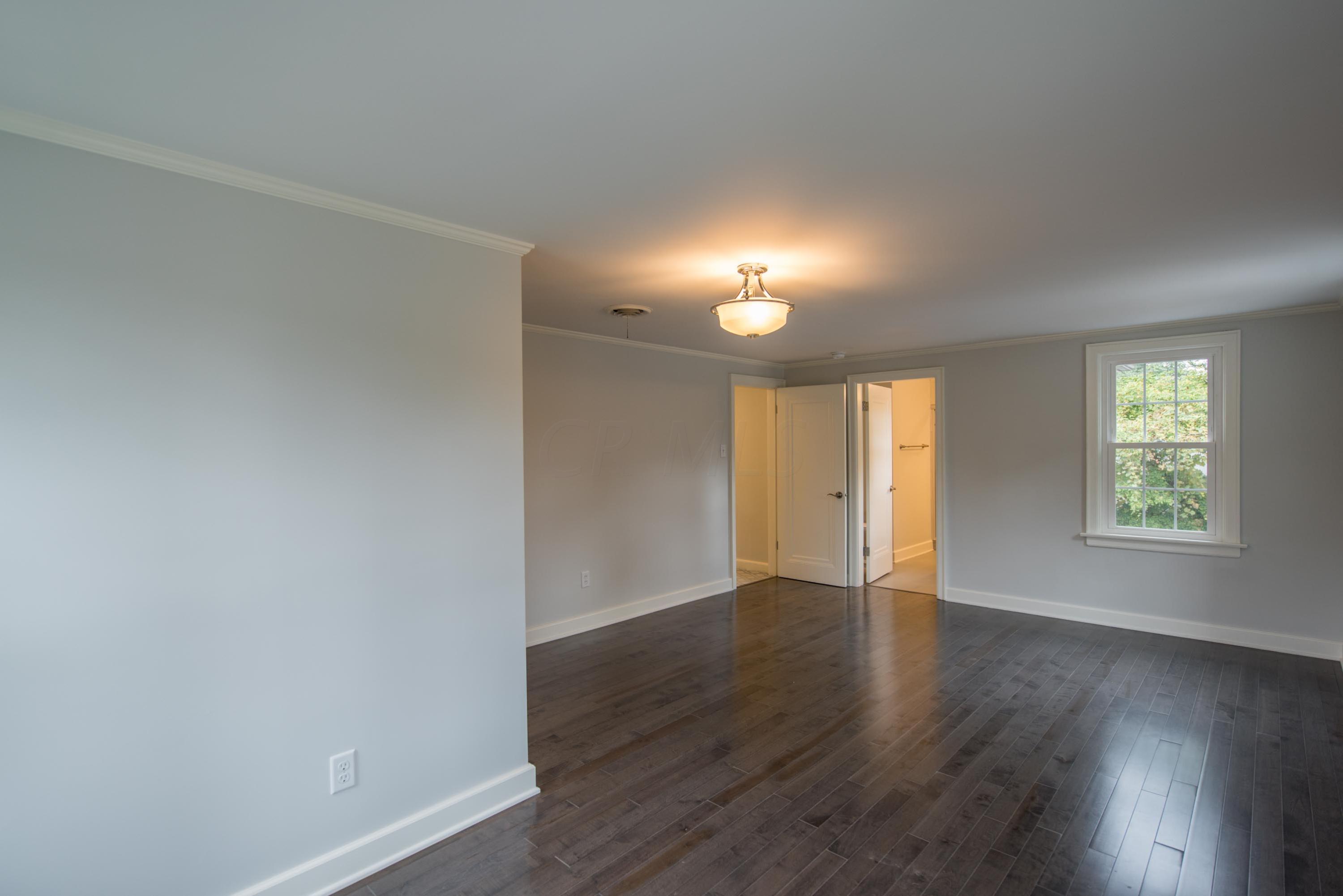188 South Chesterfield Road Columbus, OH 43209 - Photo 40 of 61