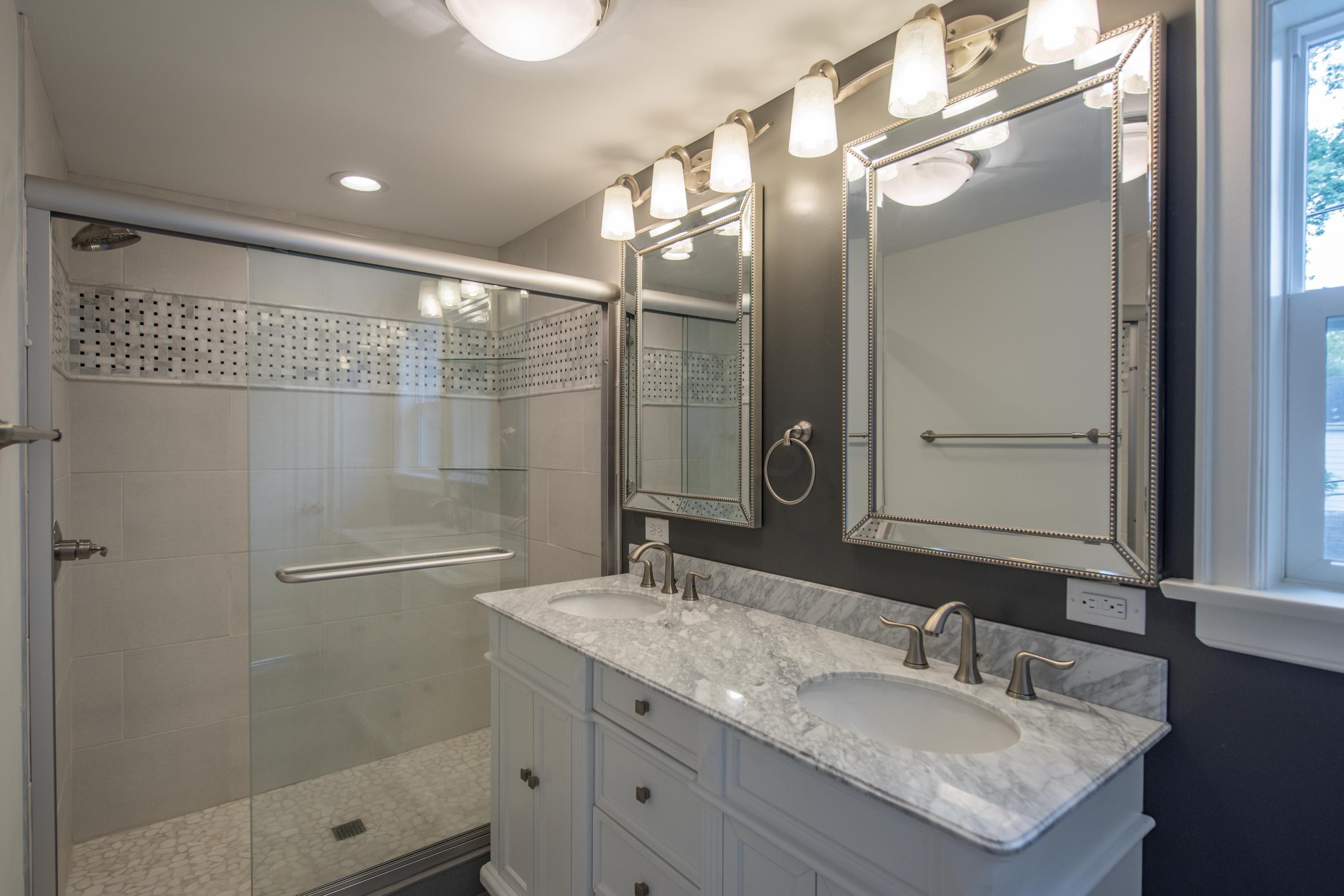 188 South Chesterfield Road Columbus, OH 43209 - Photo 41 of 61