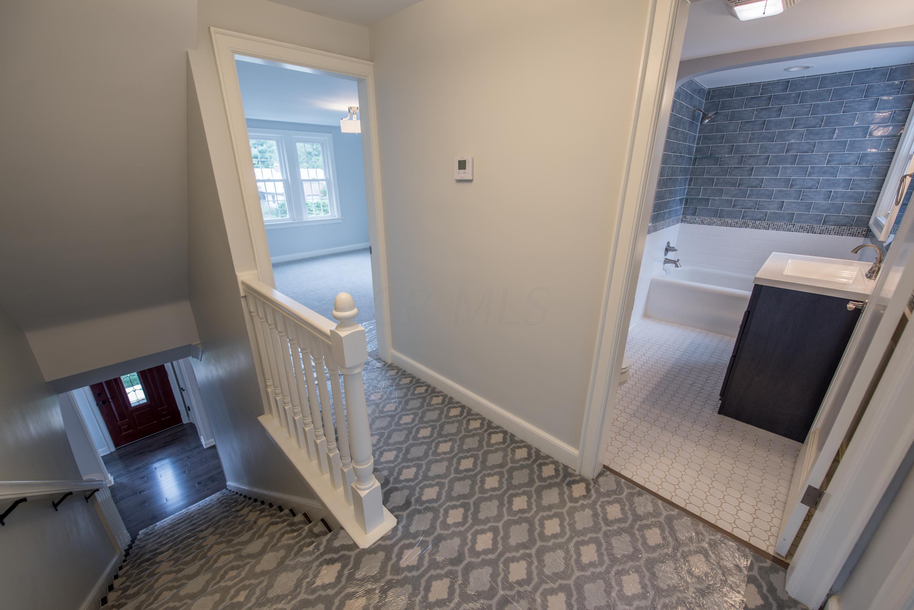 188 South Chesterfield Road Columbus, OH 43209 - Photo 45 of 61