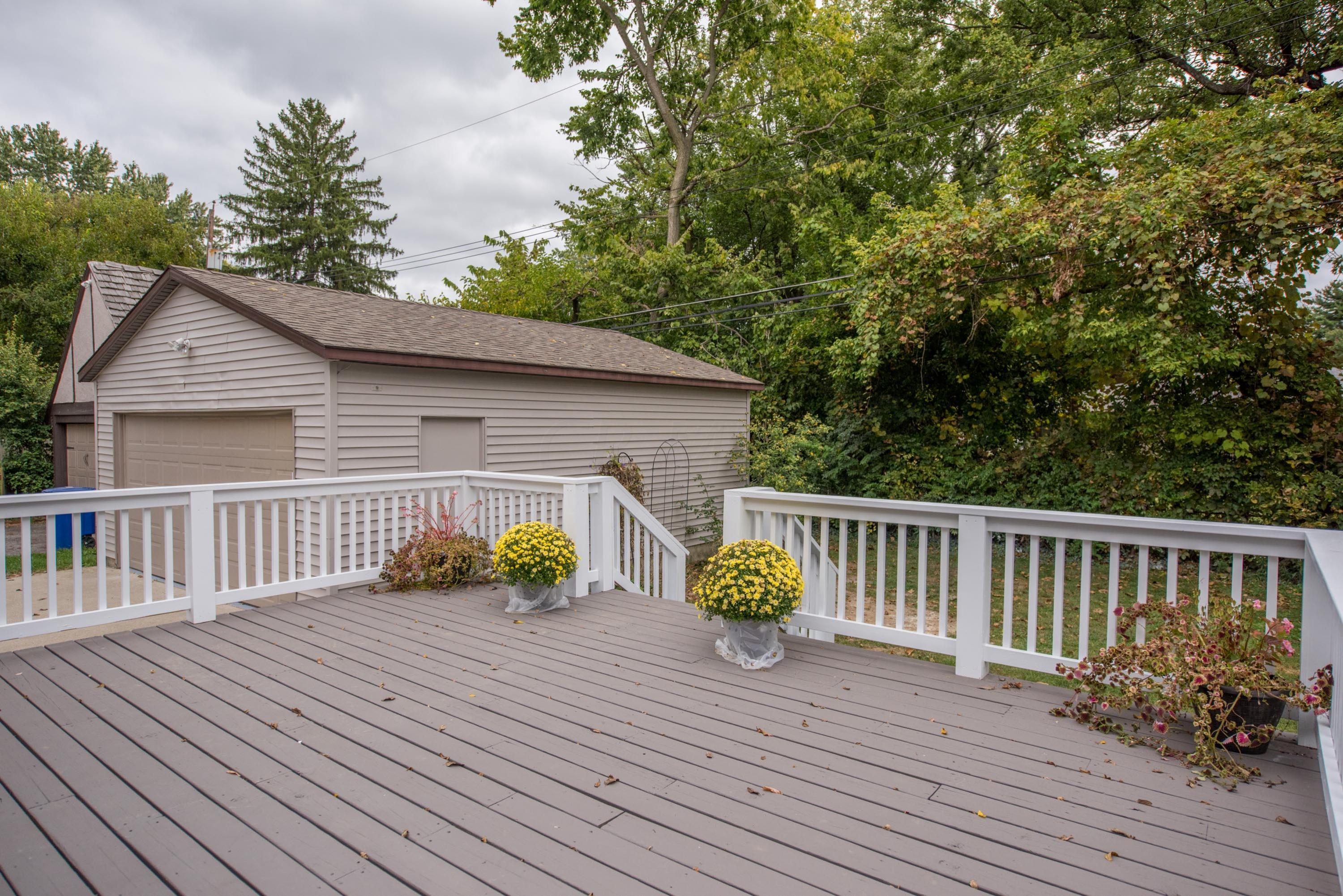 188 South Chesterfield Road Columbus, OH 43209 - Photo 56 of 61