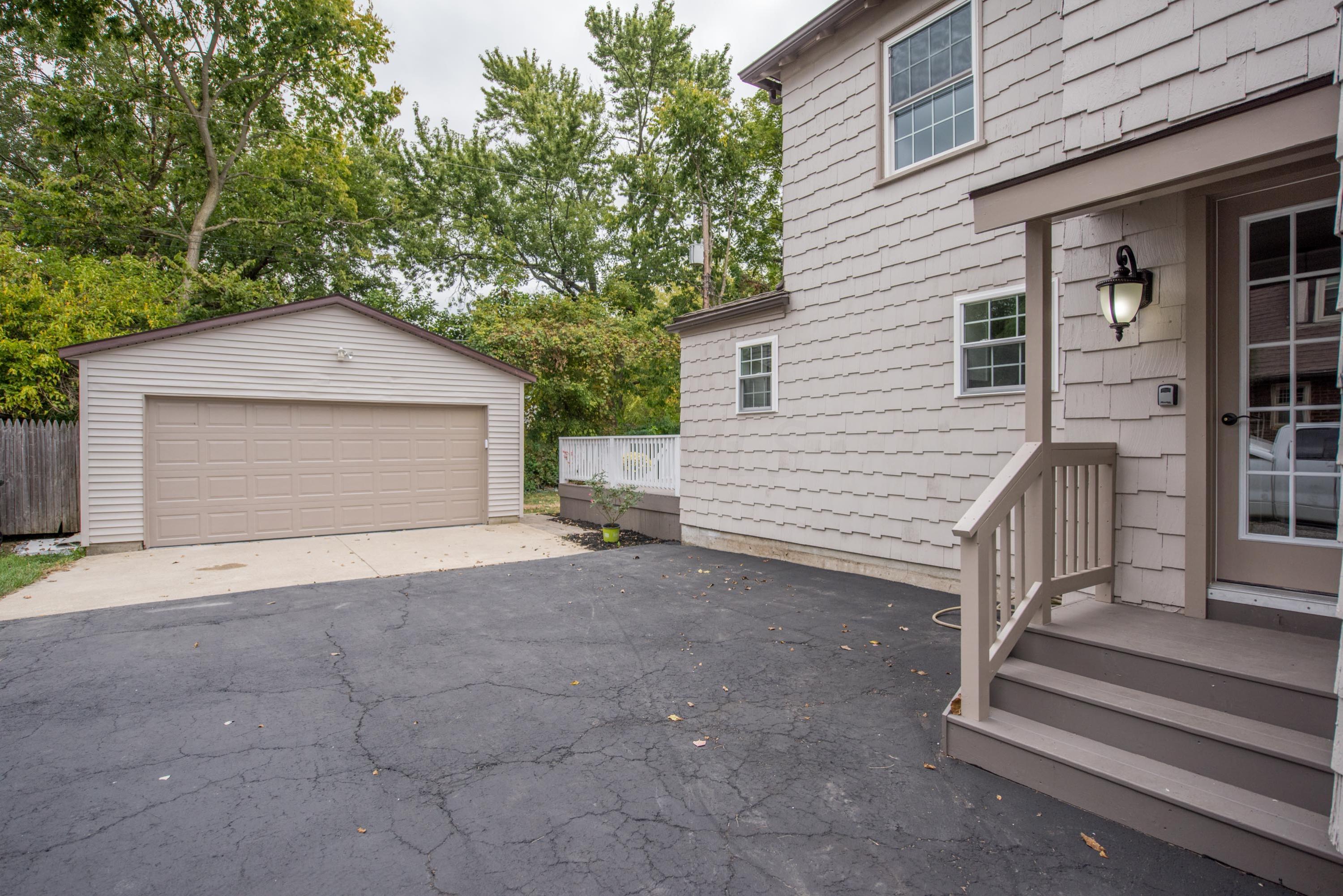 188 South Chesterfield Road Columbus, OH 43209 - Photo 60 of 61