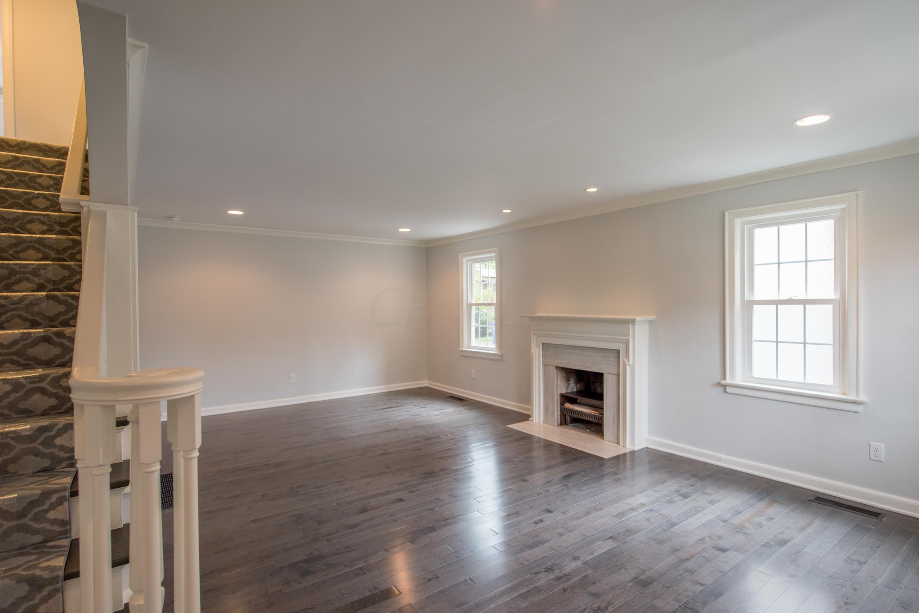 188 South Chesterfield Road Columbus, OH 43209 - Photo 7 of 61