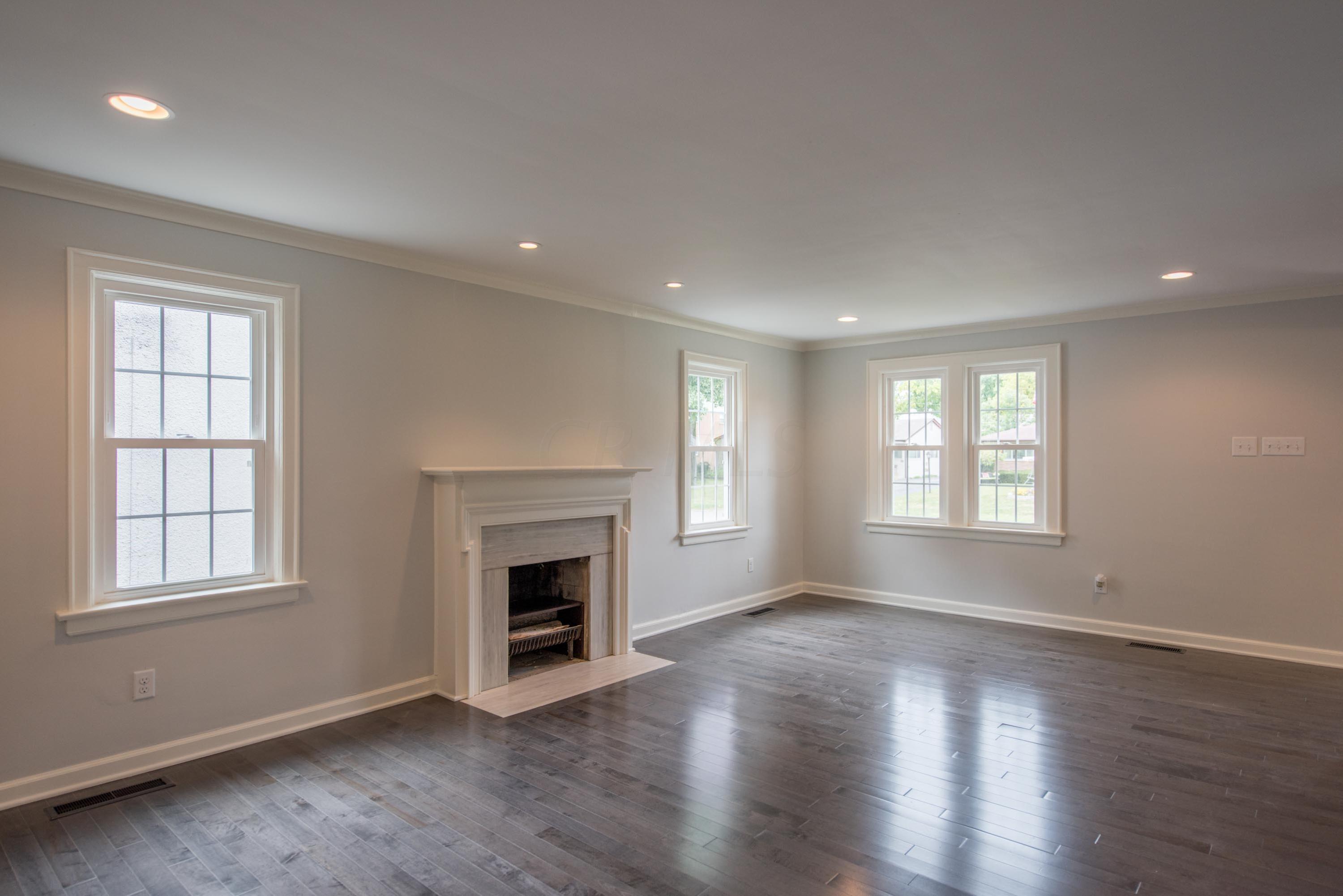 188 South Chesterfield Road Columbus, OH 43209 - Photo 8 of 61