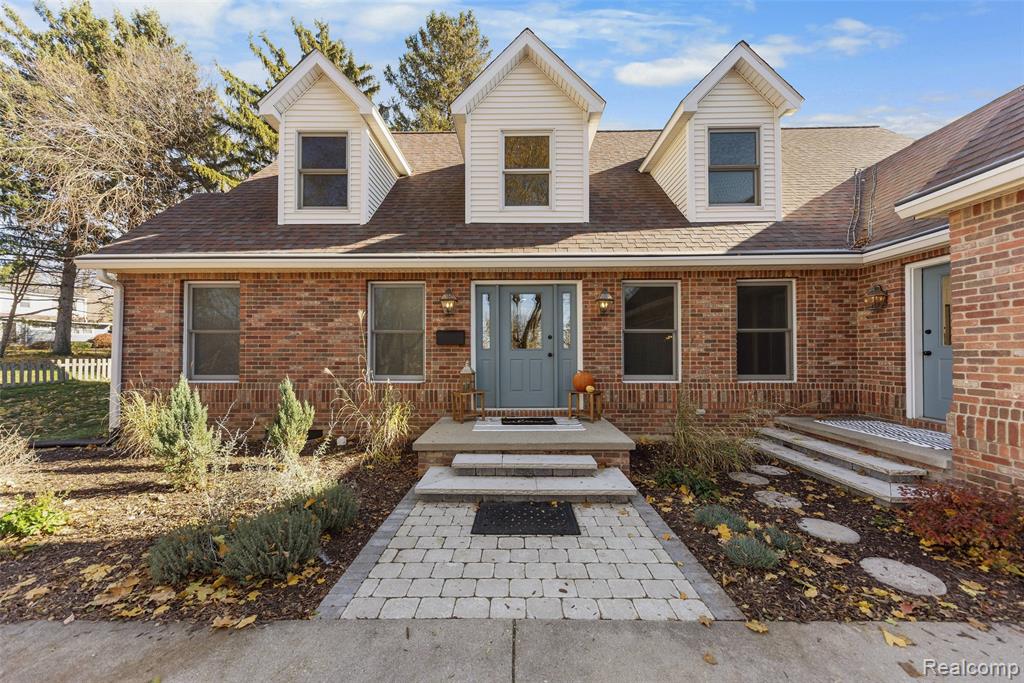 2211 Ferdon Road Ann Arbor, MI 48104 - Photo 2 of 50 Gallery Image 2