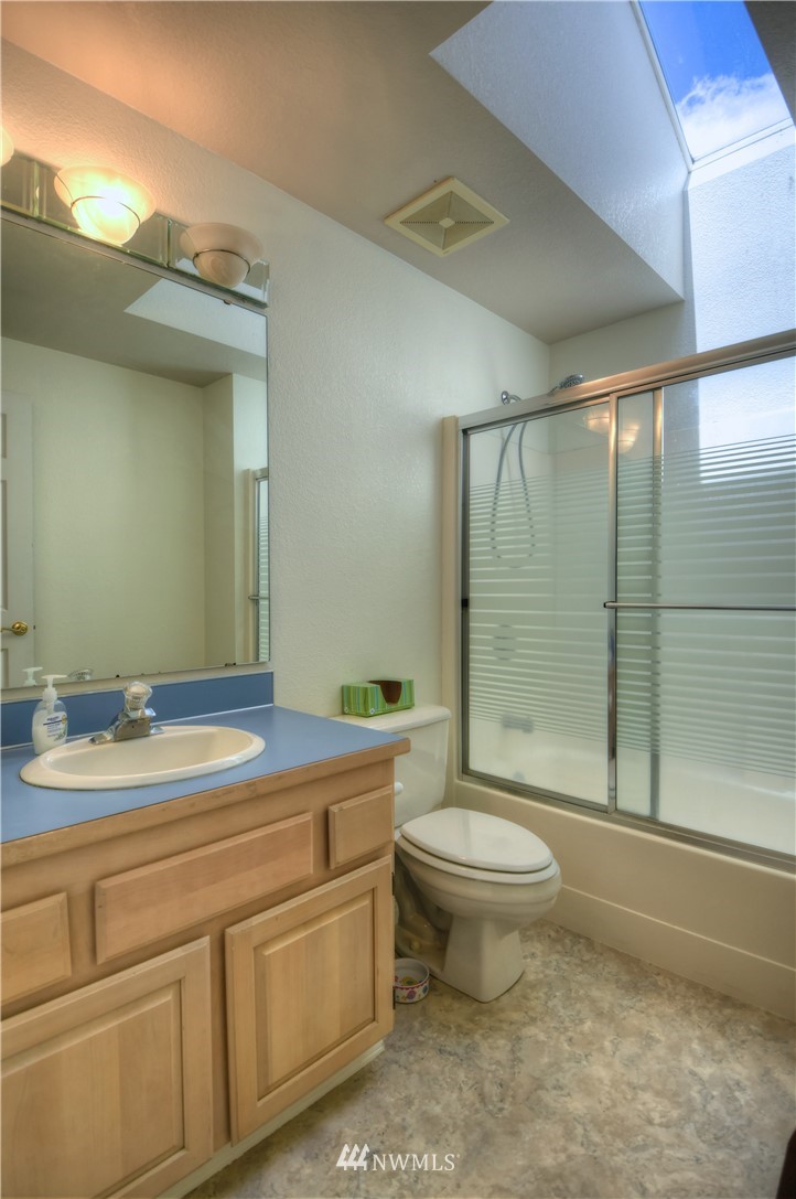 5932 59th Loop Southeast Lacey, WA 98513 - Photo 22 of 25 Gallery Image 22