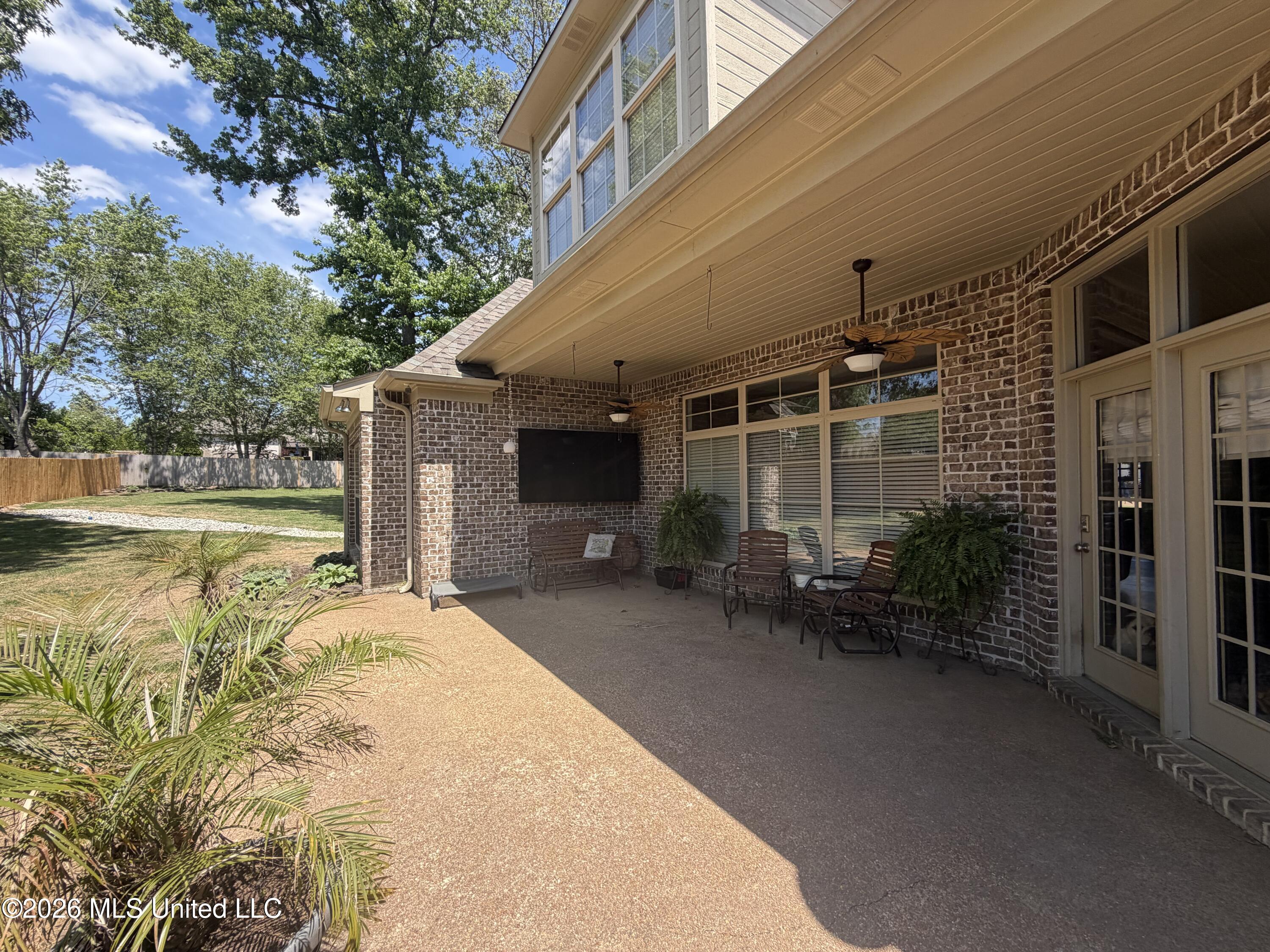 1435 Hillshire Road Hernando, MS 38632 - Photo 6 of 23 IMG_8254