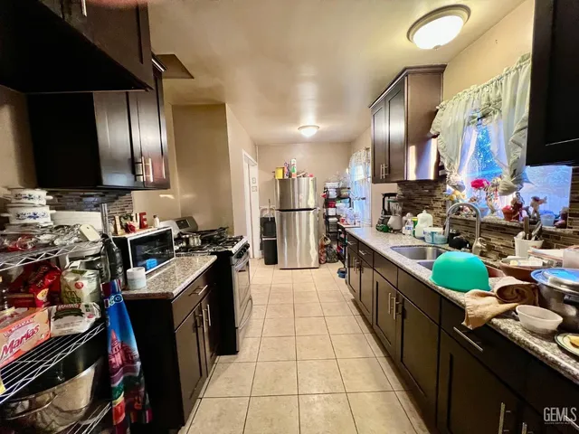 a kitchen with lots of counter top space