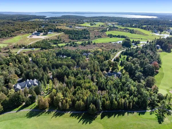 $2,100,000 | 17 Stonebridge Drive, Unit 17, Charlevoix, MI 49720