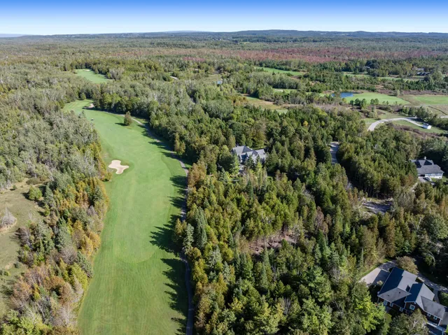$2,100,000 | 17 Stonebridge Drive, Unit 17, Charlevoix, MI 49720