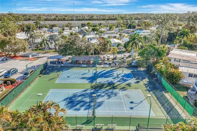 a picture of city view