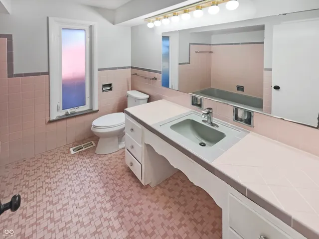 $315,000 | 5530 Skyridge Drive, Indianapolis, IN 46250