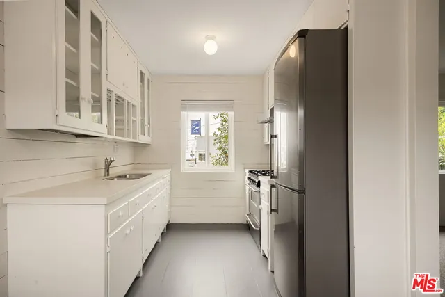 $3,800 | 161 West Channel Road, Unit 5, Santa Monica, CA 90402