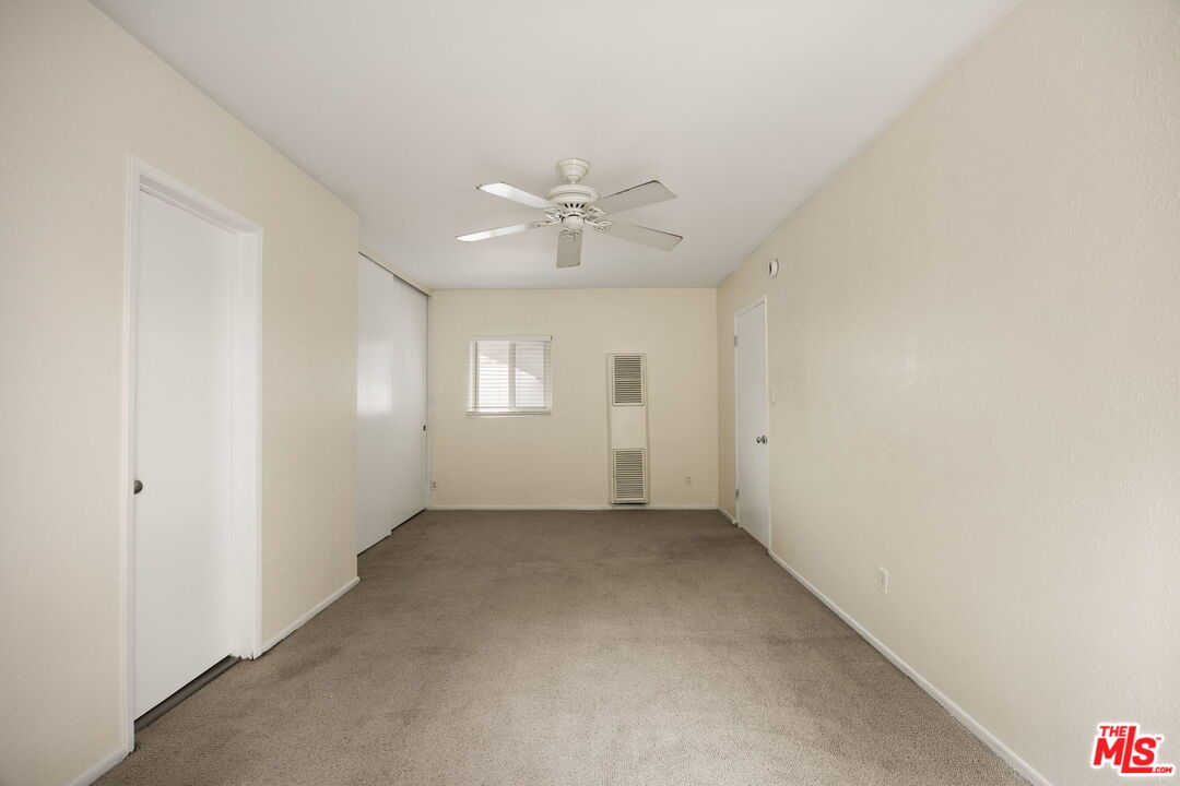 161 West Channel Road, Unit 5 Santa Monica, CA 90402 - Photo 15 of 21