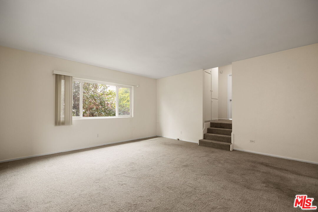 161 West Channel Road, Unit 5 Santa Monica, CA 90402 - Photo 8 of 21