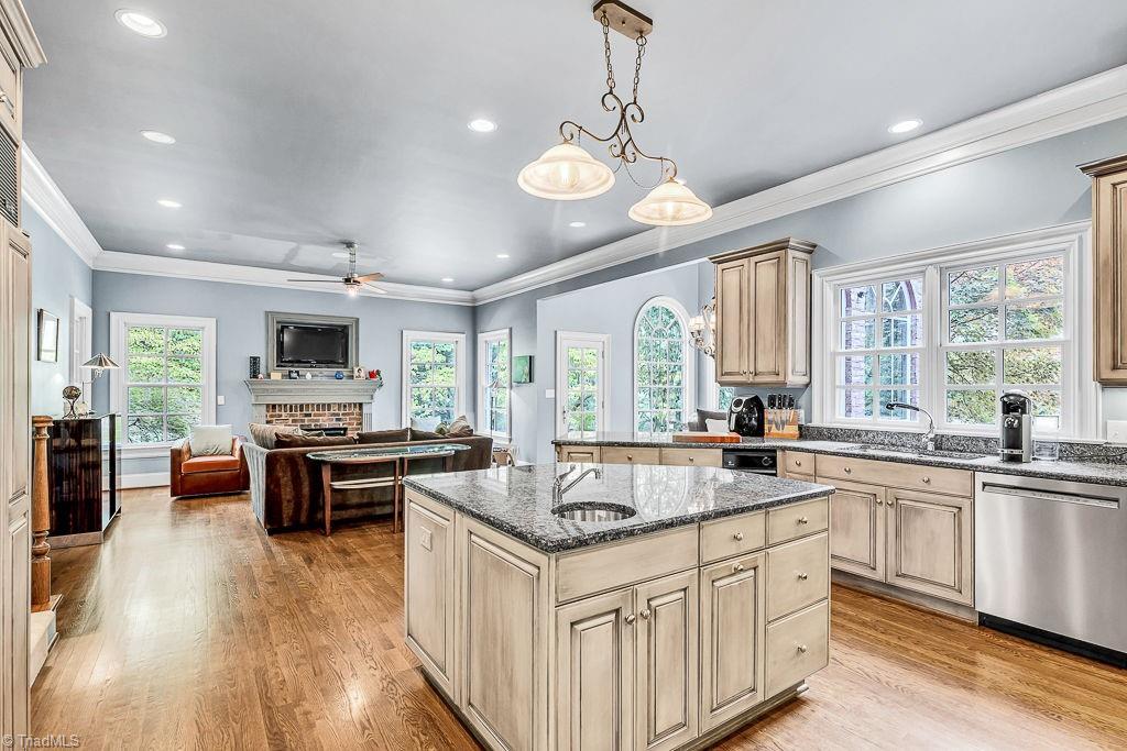 3910 Dover Park Road Greensboro, NC 27407 - Photo 16 of 45