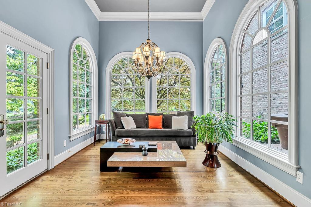 3910 Dover Park Road Greensboro, NC 27407 - Photo 19 of 45 Sunny breakfast room.