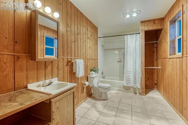 $599,000 | 909 South West Street, Woodland Park, CO 80863