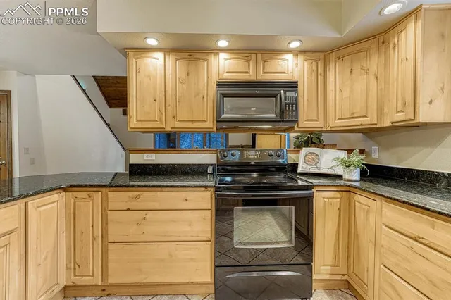 $599,000 | 909 South West Street, Woodland Park, CO 80863