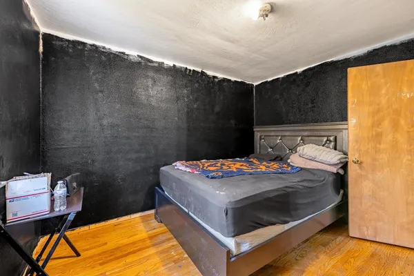 $260,000 | 1109 Frederick Street, Joliet, IL 60435