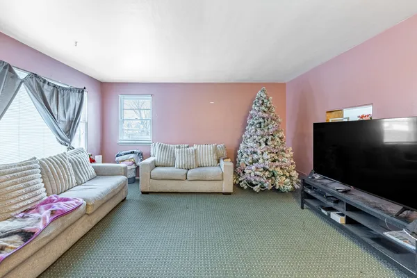 $260,000 | 1109 Frederick Street, Joliet, IL 60435