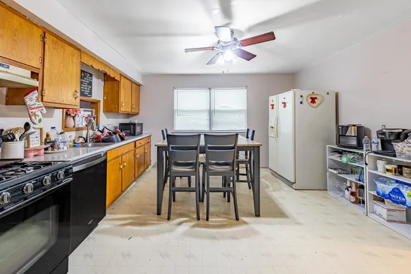 $260,000 | 1109 Frederick Street, Joliet, IL 60435