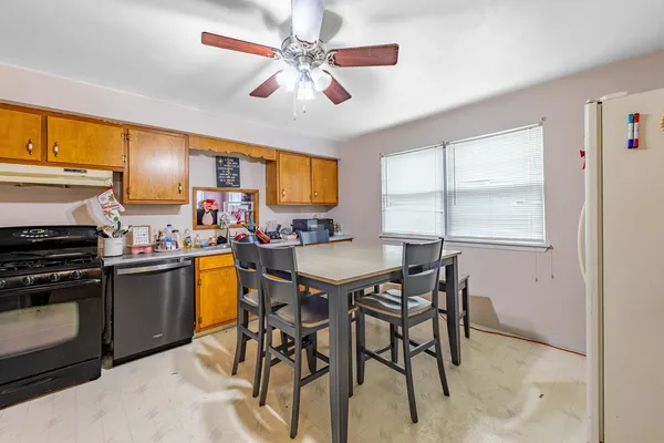 $260,000 | 1109 Frederick Street, Joliet, IL 60435