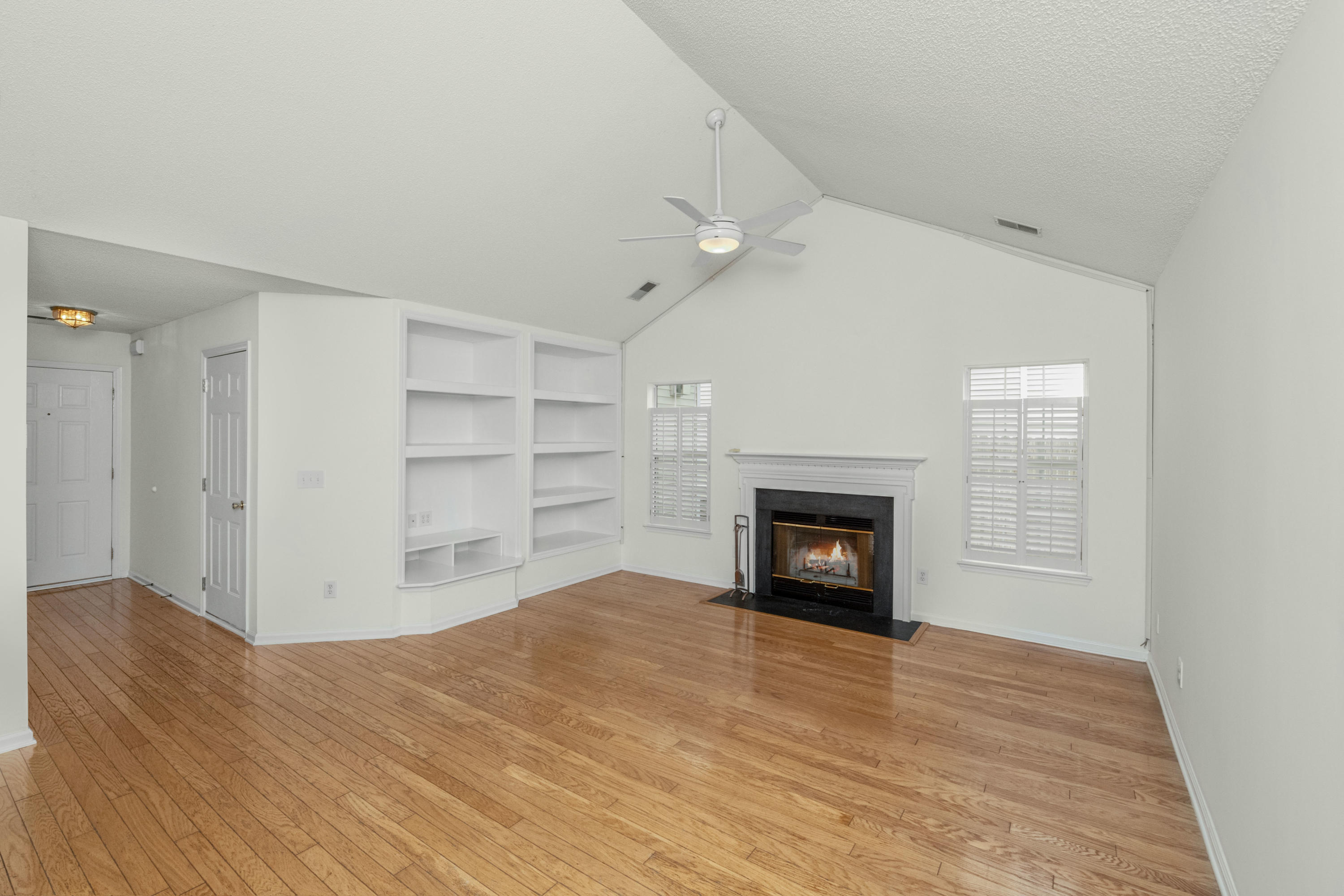 111 Walnut Creek Road Charleston, SC 29414 - Photo 3 of 29 111 Walnut Creek_Low Res-19