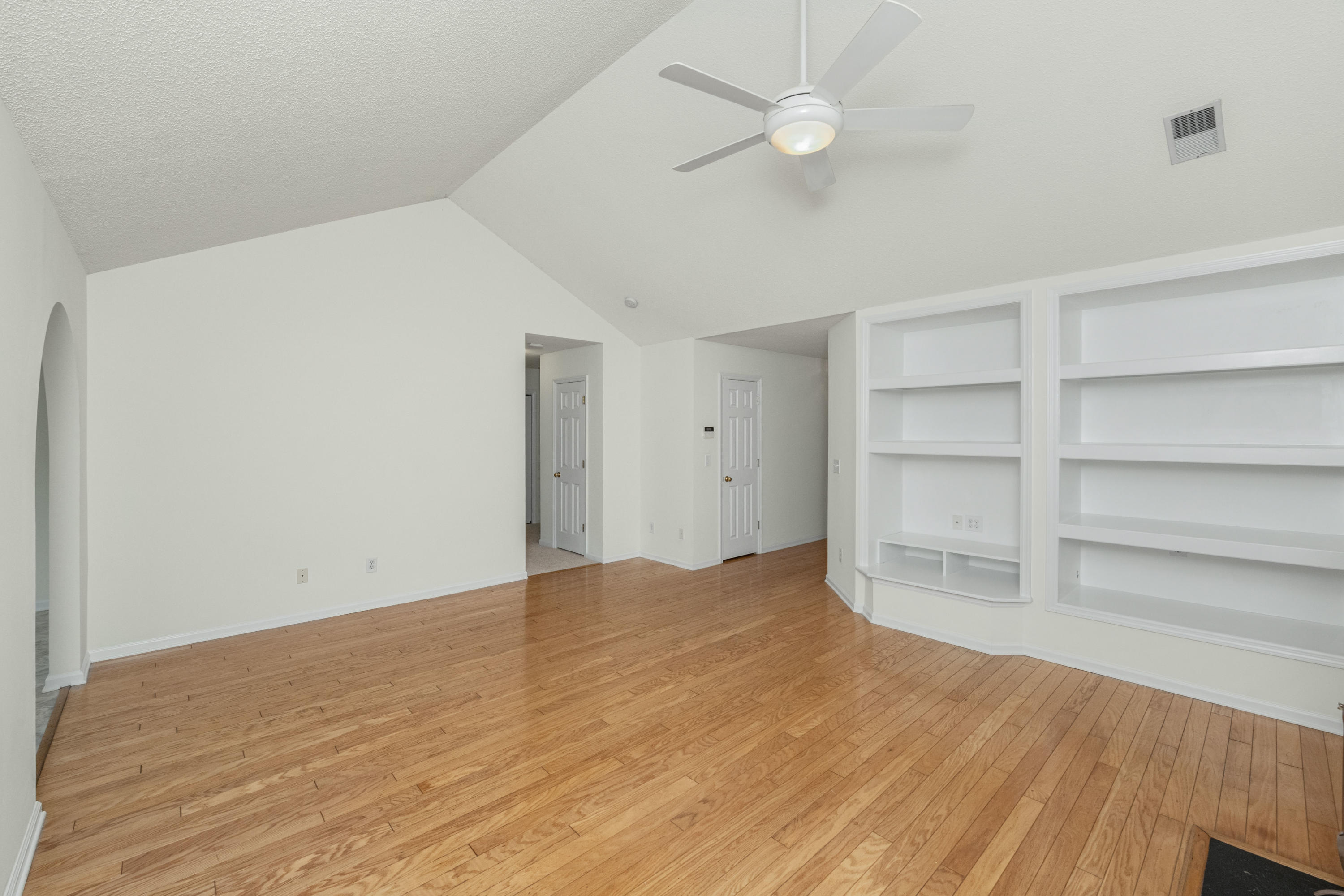 111 Walnut Creek Road Charleston, SC 29414 - Photo 4 of 29 111 Walnut Creek_Low Res-20
