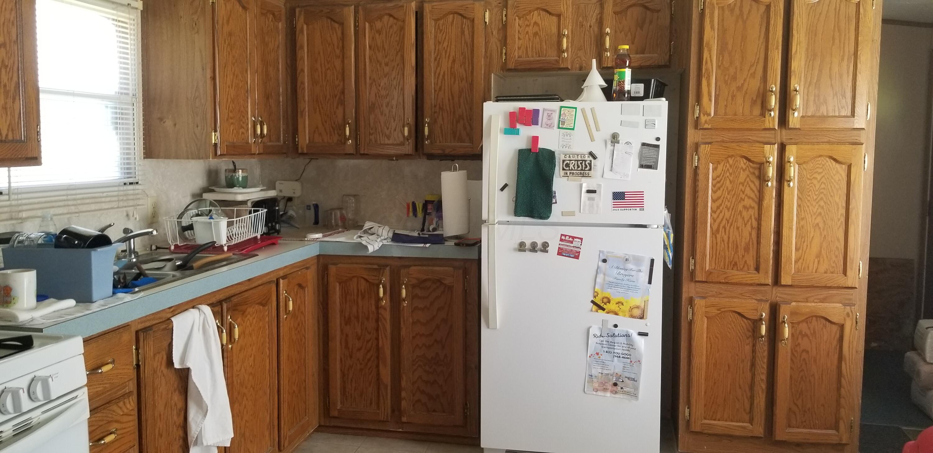 33299 Barker Road Logan, OH 43138 - Photo 8 of 11 barker kitchen2