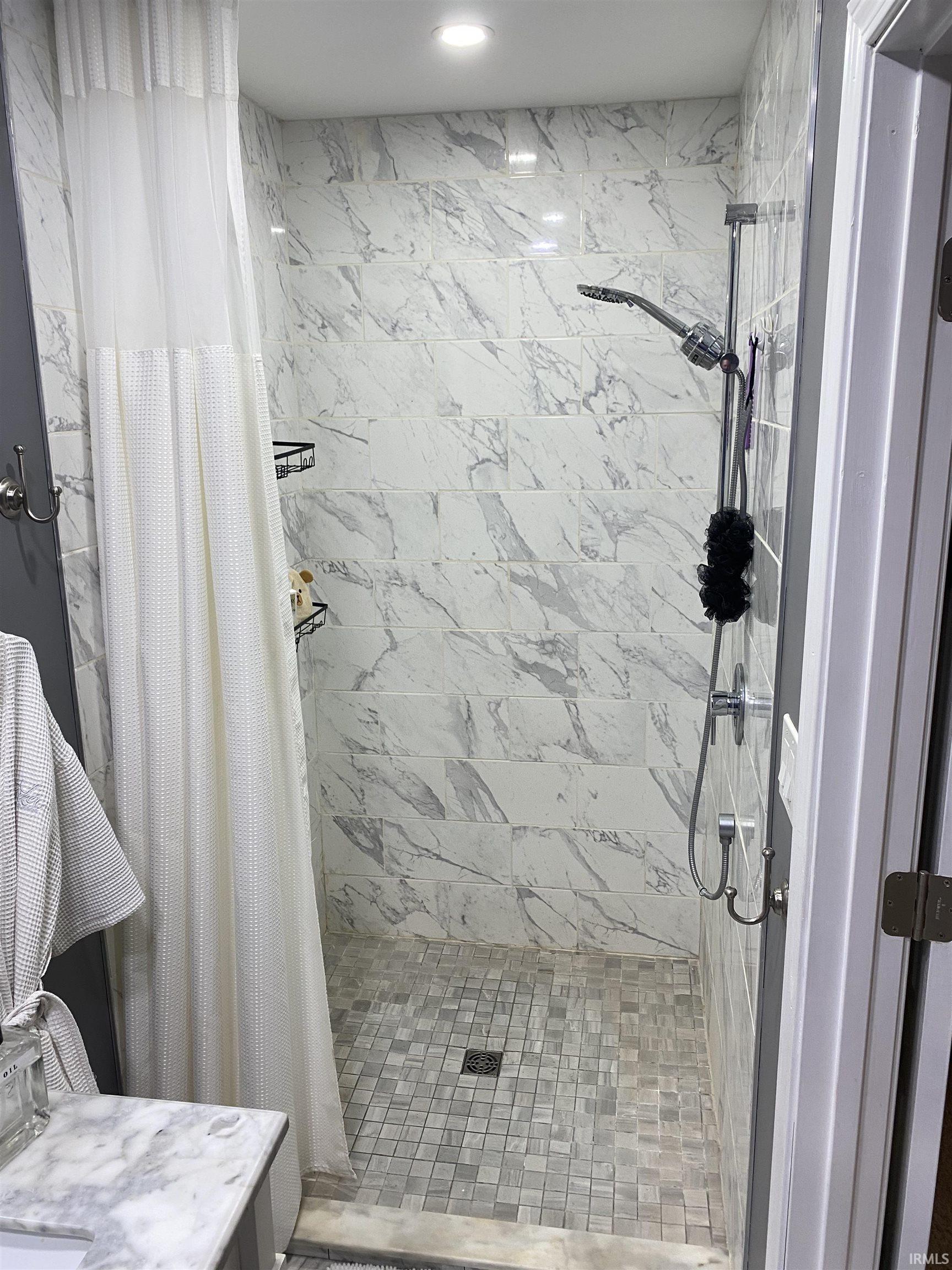 6841 Newburgh Road Evansville, IN 47715 - Photo 27 of 36