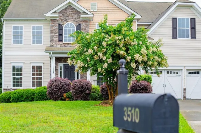 $489,999 | 3510 Meadow Glen Court, Clemmons, NC 27012