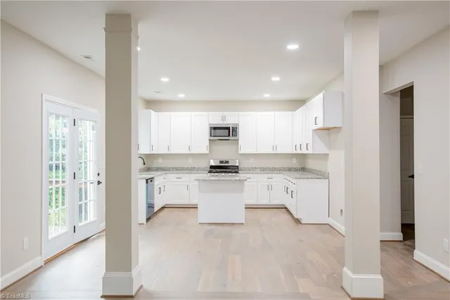 $489,999 | 3510 Meadow Glen Court, Clemmons, NC 27012