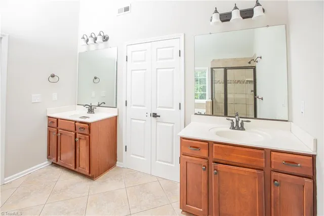 $489,999 | 3510 Meadow Glen Court, Clemmons, NC 27012