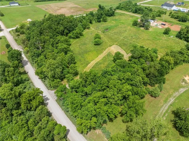 $179,950 | Cantrell Road, Linwood, KS 66052