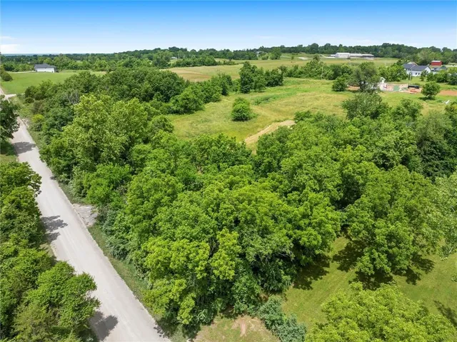 $179,950 | Cantrell Road, Linwood, KS 66052