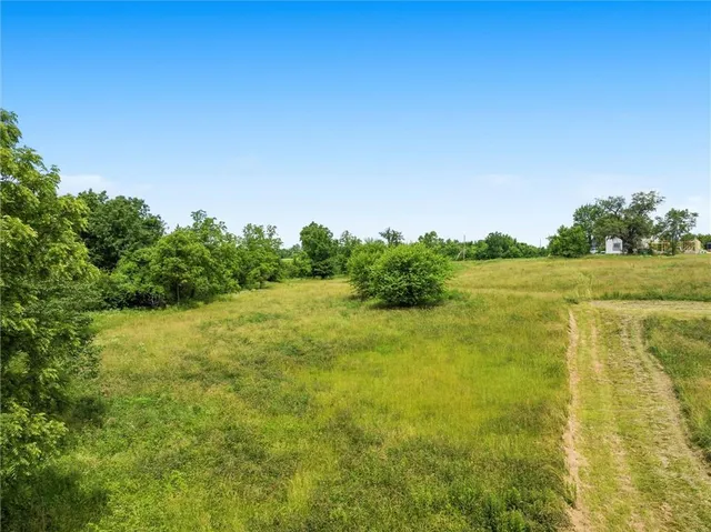 $179,950 | Cantrell Road, Linwood, KS 66052