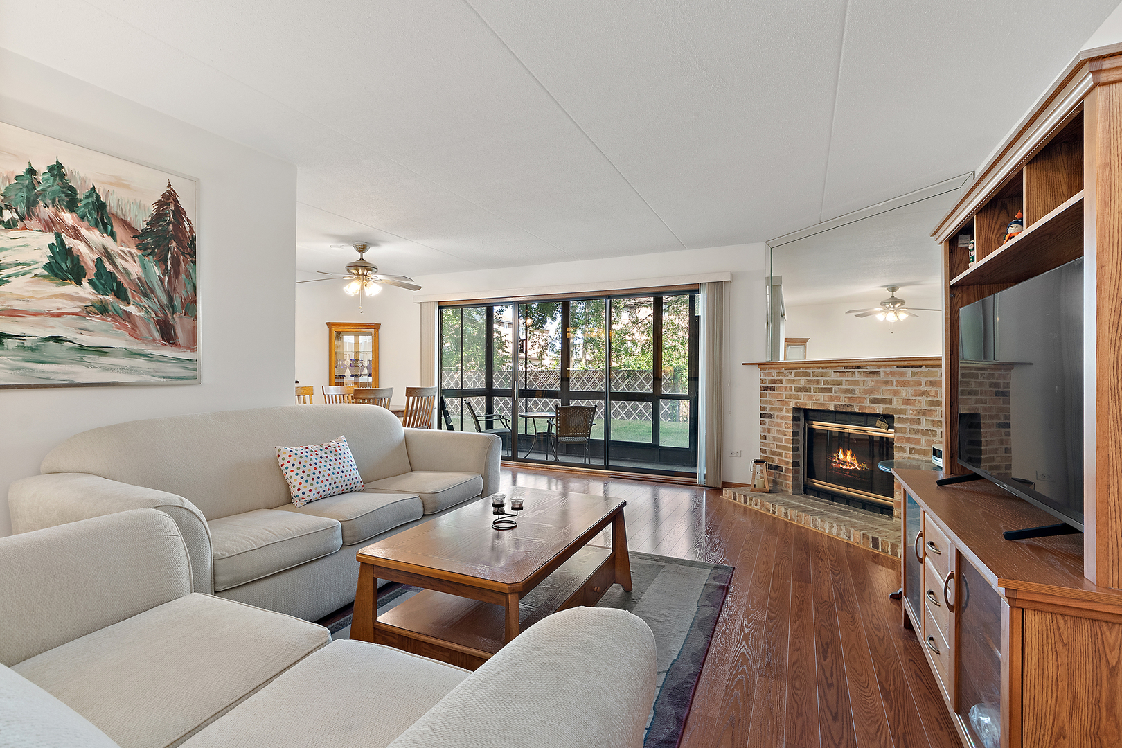 11133 E Road, Unit A Palos Hills, IL 60465 - Photo 3 of 22 Gallery Image 3