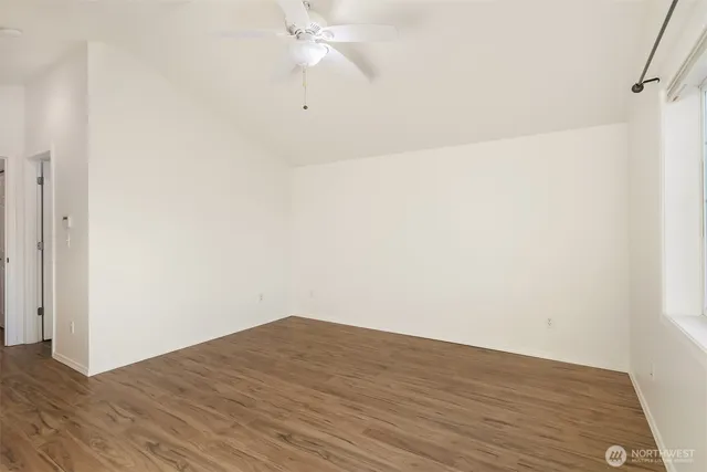 $2,750 | 11708 Greenwood Avenue North, Unit A, Seattle, WA 98133