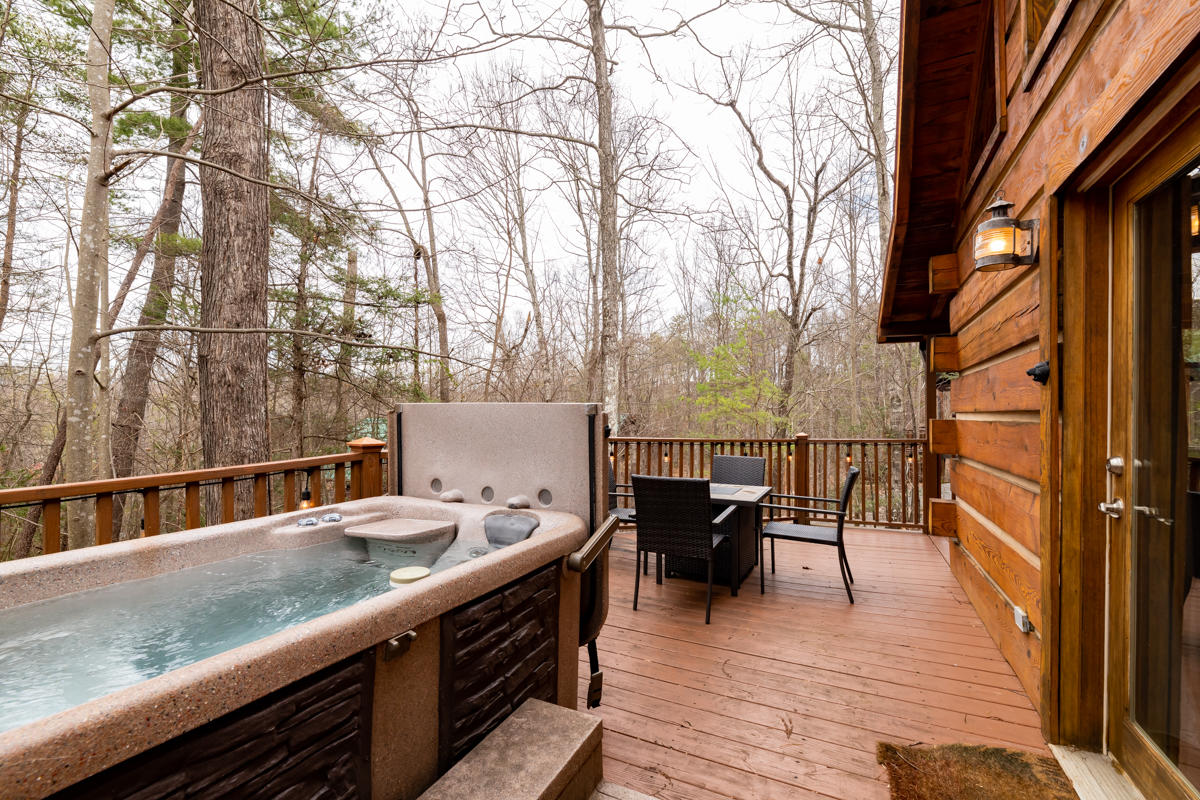1401 Ridgefield Drive Sevierville, TN 37876 - Photo 10 of 12 1401-Ridgefield-Dr-Sevierville-TN-6