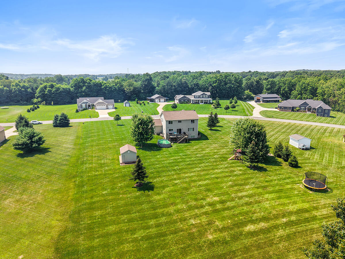 4270 Autumn Ridge Drive Middleville, MI 49333 - Photo 12 of 28 IMG_1008-81ebc8e53b02bdb6dd1c922ed557fe7
