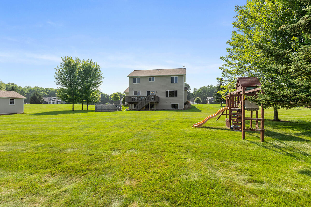 4270 Autumn Ridge Drive Middleville, MI 49333 - Photo 24 of 28 IMG_1019-0bced1c243d29ee64a6aee186d40bf0