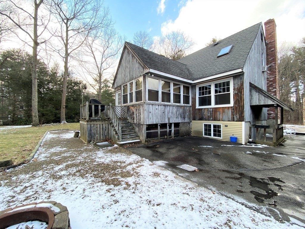 19 Pingree Farm Road Georgetown, MA 01833 - Photo 4 of 6
