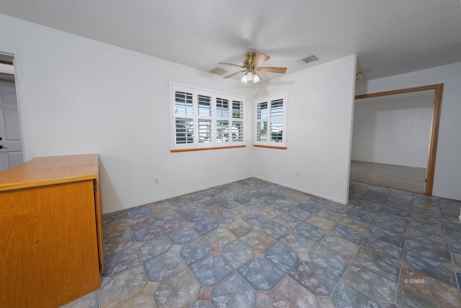 409 Ashton Street Ridgecrest, CA 93555 - Photo 10 of 43