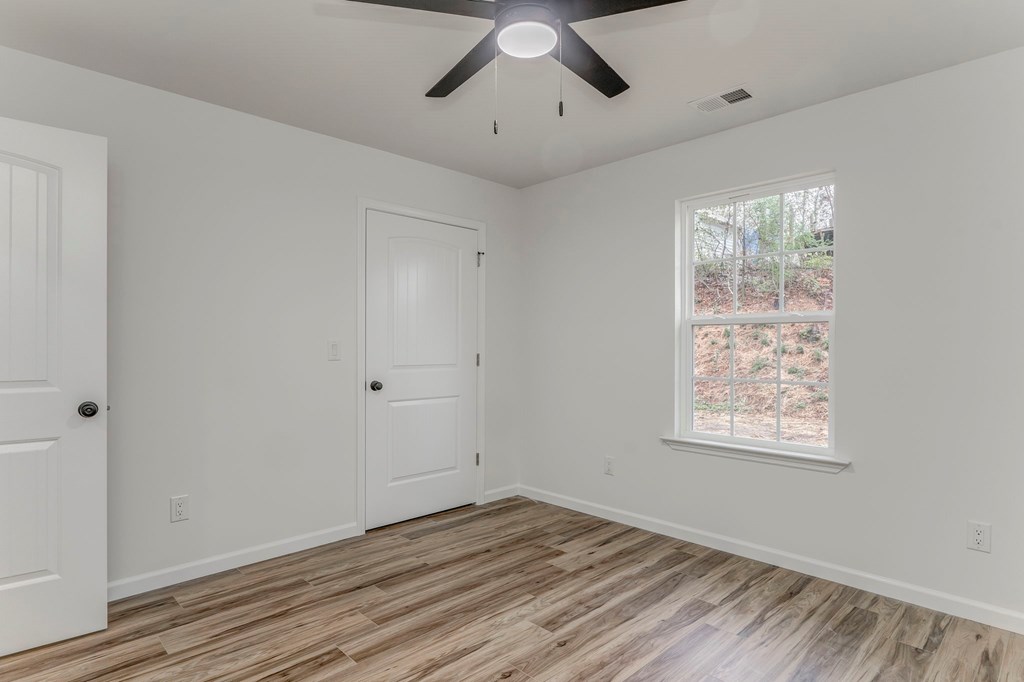4685 Mitchell Bridge Road Northeast Dalton, GA 30721 - Photo 24 of 43 Gallery Image 24