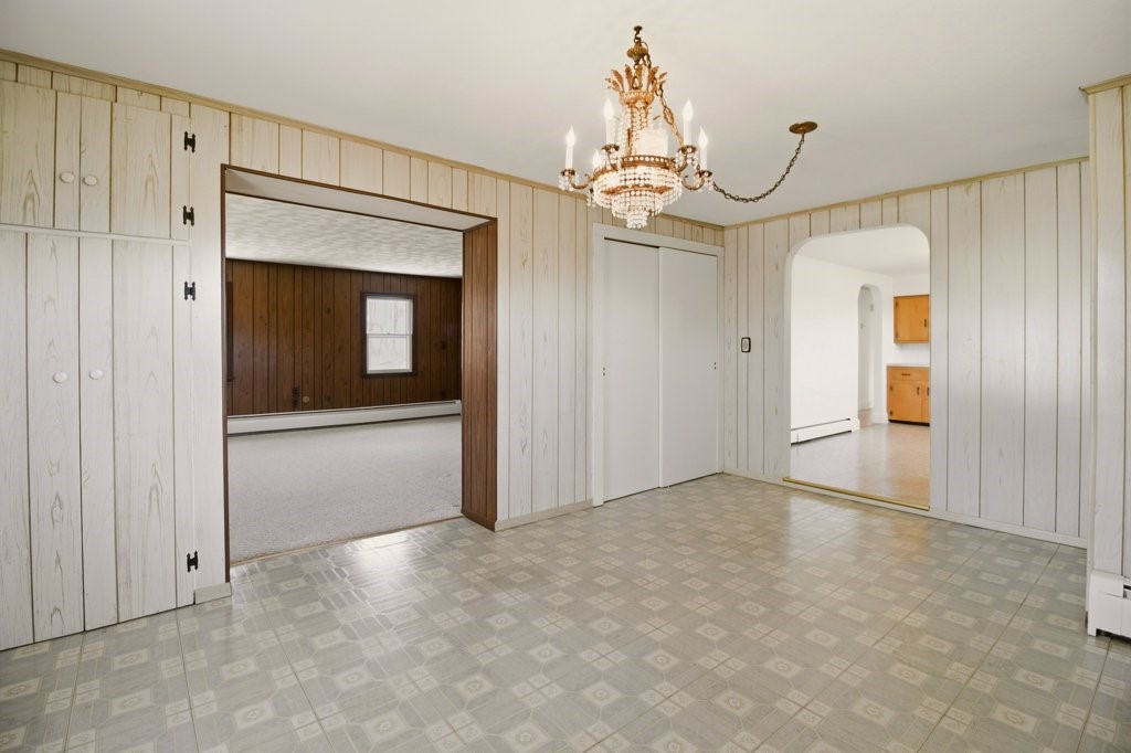 55 Mixter Street Middletown, RI 02842 - Photo 13 of 50