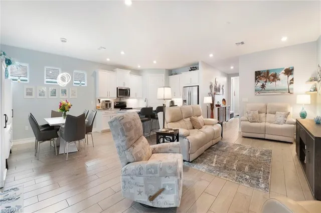 $899,000 | 14534 Kelson Circle, Naples, FL 34114