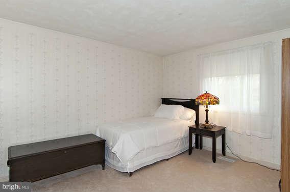 9445 Kilimanjaro Road Columbia, MD 21045 - Photo 16 of 28 Bedroom 2