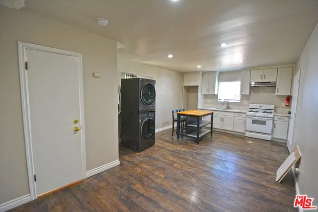 $2,200 | 9616 Gerald Avenue, North Hills, CA 91343