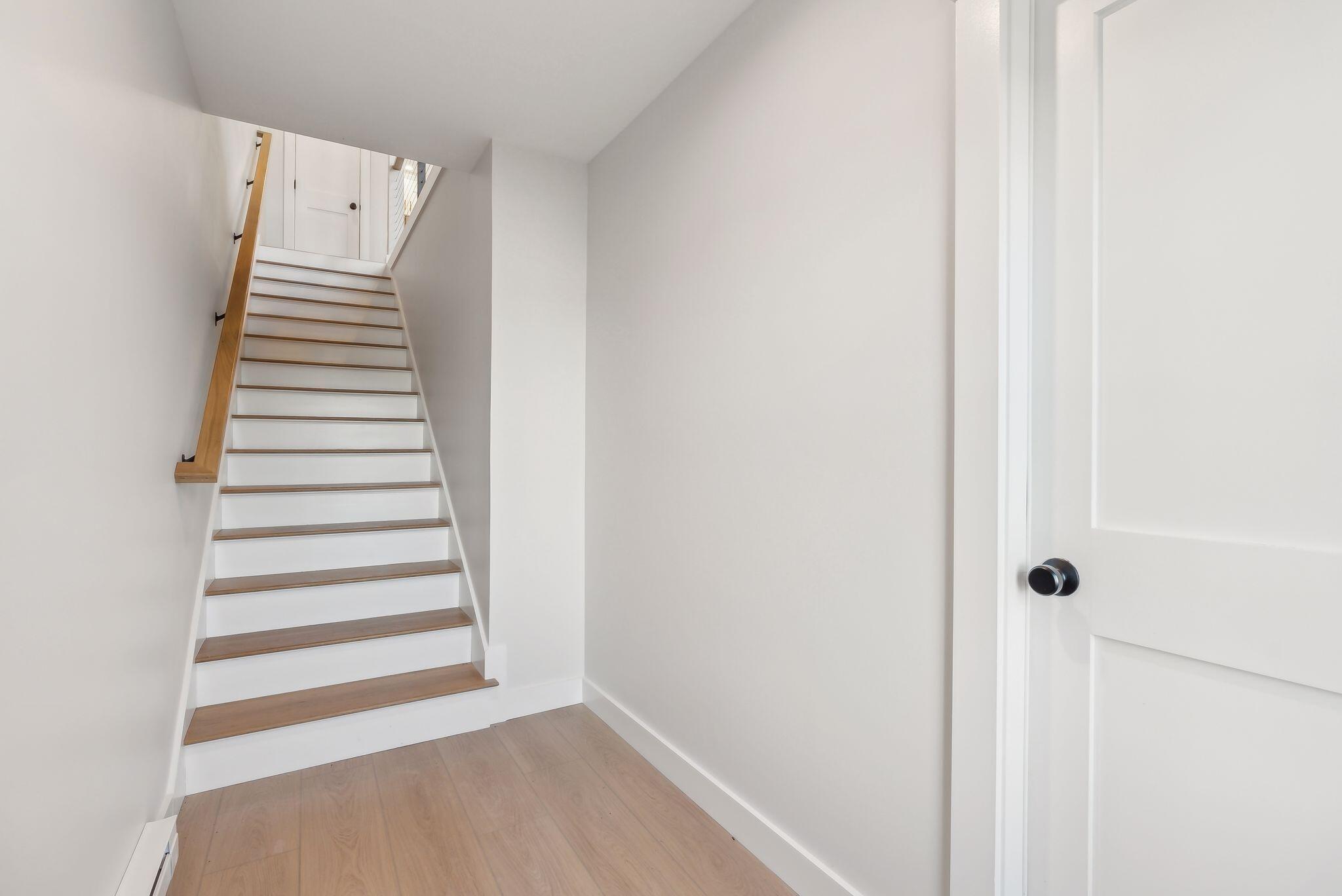 4 Overlook Drive, Unit 2 Old Orchard Beach, ME 04064 - Photo 5 of 42 16_DSC02656