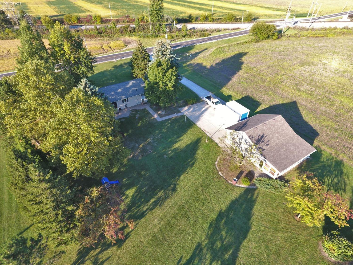 6926 Brown Road Oregon, OH 43616 - Photo 5 of 39 Gallery Image 5